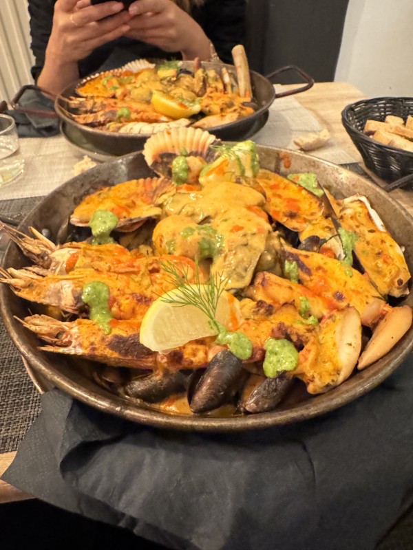 Menu du midi sur mesure avec produit frais et de saison et surtout pas cher à Colomiers