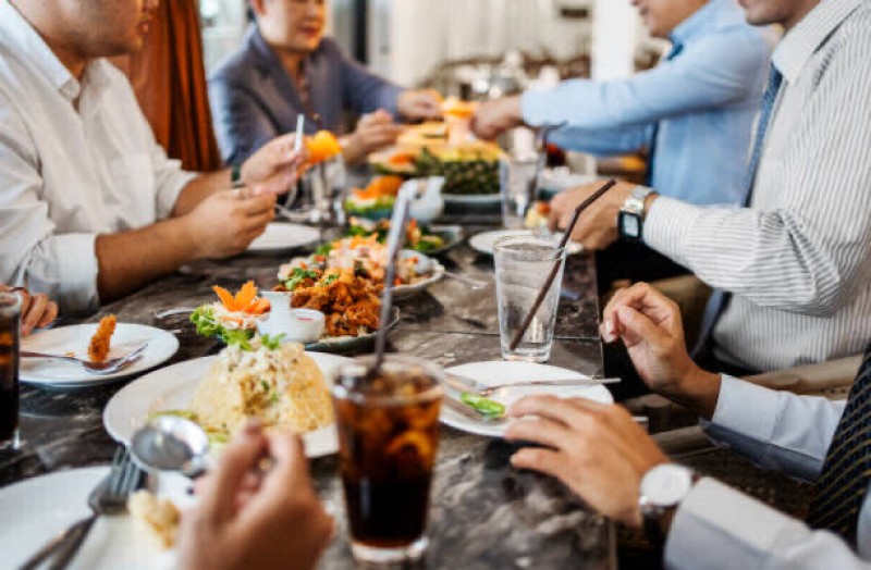 Moments d'Entreprise à Colomiers : Convivialité, Partage et Réussite dans une Ambiance Unique près de Toulouse
