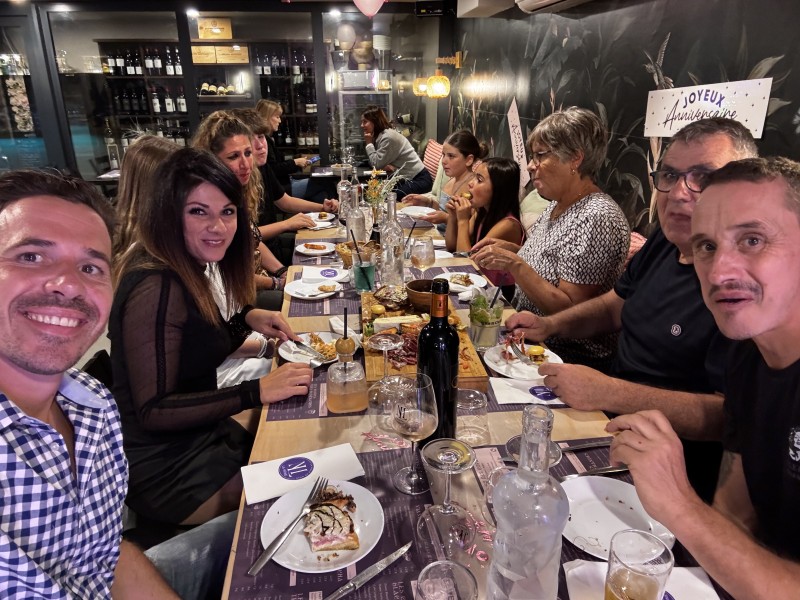 La meilleure formule anniversaire à Toulouse à seulement 37€, avec repas festif, boissons et alcool inclus, le meilleur plan anniversaire pour sortir à Toulouse sans se ruiner