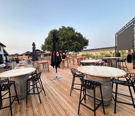 Notre zone d'activité pour ce service Privatiser un restaurant avec grande terrasse et espace extérieur pour un mariage ou un événement professionnel à